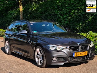 BMW 3-serie Touring M Sport Edition Apple CarPlay Trekhaak 18inch breedset 6WB Virtual dash NAP RIJKLAAR