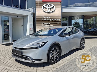 Toyota Prius 2.0 Plug-in Hybrid 220 PARK-SENSOREN KEYLESS STOEL/STUURVERW CAMERA APPLE/ANDROID DAB+ LM-VELGEN AD-CRUISE