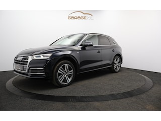 Audi Q5 2.0 TFSI quattro Launch Edition S-Line /  Orig. NL / Camera / 20'' LM velgen / Matrix koplampen / Privacy glass / Klasse 3