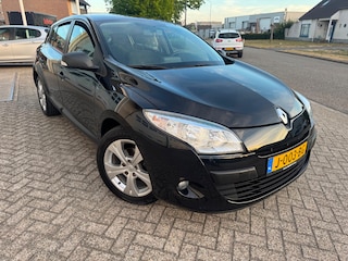 Renault Mégane 1.6 Authentique Airco, Navi, Trekhaak