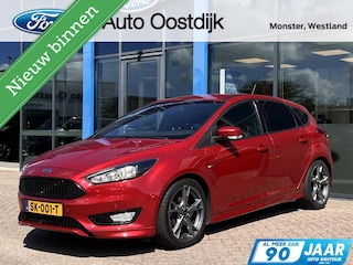 Ford Focus 1.0 ST-Line 125PK Cruise Navi Carplay Climate Parkeersensoren Parkeer Assistent 18'' Velgen Privacy Glass *Sportief*