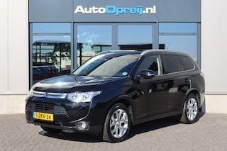 Mitsubishi Outlander 2.0 Instyle AUTOMAAT 7 Personen Clima, NAVI, Camera, Leder, Schuifdak, Cruise