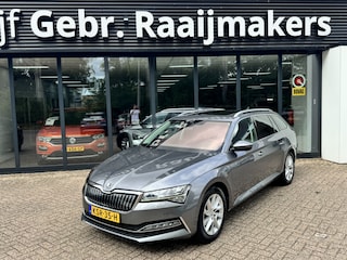 Skoda Superb Combi 1.4 TSI iV Business Edition Plus*Navigatie*Panoramadak*Stoelverwarming*
