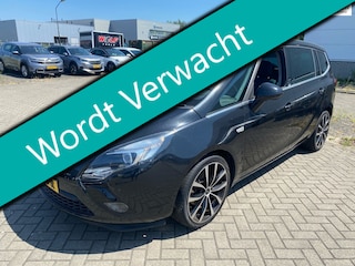 Opel Zafira Tourer 1.4 Cosmo 140pk 7-persoons Clima Navi Panorama Xenon