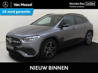Mercedes-Benz GLA 180 AMG Line / Panaromadak / Achteruitrijcamera / Night-Pakket /