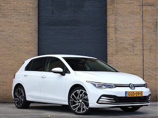 Volkswagen Golf 1.4 eHybrid Style | 18" Adelaide LMV | ACC | Carplay | Memory | Massage