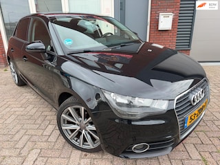 Audi A1 Sportback 1.2 TFSI Connect / Navi / Airco / Cruise / LM / 5DRS / NAP