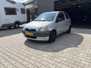 Toyota Yaris 1.0-16V VVT-i