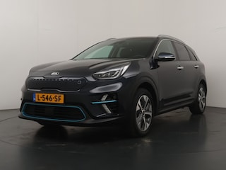 Kia Niro e-Niro DynamicPlusLine 64 kWh - Schuif-/kanteldak - Stoel-/stuurverwarming - Navigatie - Adaptive Cruise Control - Fabrieksgarantie tot 07-2028