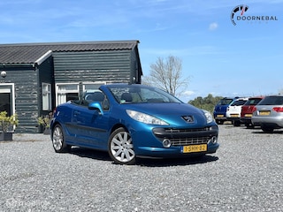 Peugeot 207 CC 1.6 VTi Féline / LEES TEKST !!