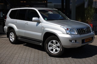 Toyota Land Cruiser 3.0 D-4D 5DRS SX A/T VAN MARGE