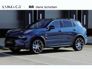 Lynk & Co 01 | Panoramadak | Camera achter | Apple carplay/Android auto| Stoelverwarming | Adaptieve cruise control |  Keyless | DAB Radio | Elektrisch bedienbare achterklep
