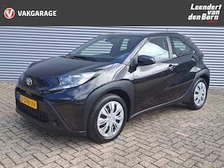 Toyota Aygo 1.0 VVT-i MT Play | Apple Carplay/Android Auto | Airco | Camera | Cruise