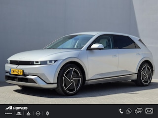 Hyundai Ioniq 5 Lounge AWD 84 kWh / SOH 99% / Fabrieksgarantie tot 02-2030 / CCS snelladen / Head Up Display / Warmtepomp / Trekgewicht 1600 kg / Elektrische achterklep / Stuur- Stoel & Achterbank verwarming / Rondomzicht camera / Bose Audio Systeem / Adaptief cruise control /