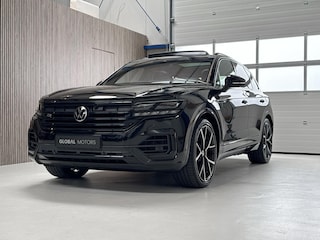 Volkswagen Touareg 3.0 TSi eHybrid 4MOTION R LINE - NACHTZICHT - PANORAMADAK - TREKHAAK - LUCHTVERING - HUD - 360 CAMERA - SFEERVERLICHTING - STOELKOELING