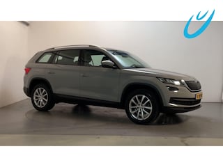 Skoda Kodiaq 1.5 TSI 150pk Business Edition Leder-Stof Camera Stoelverwarming Navigatie DAB+
