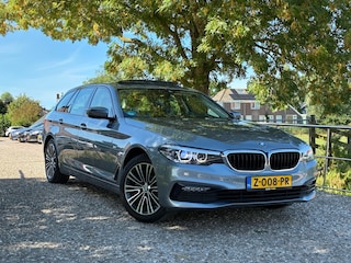 BMW 5-serie Touring 520d High Executive | Pano + Head up + Trekhaak Nu € 14.975,-!!!