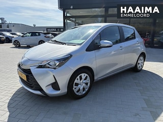 Toyota Yaris 1.0 VVT-i Aspiration 5-Deurs | Climate control | Camera | Navigatie | Cruise control | Elektrisch Pakket | Bluetooth telefoonvoorbereiding