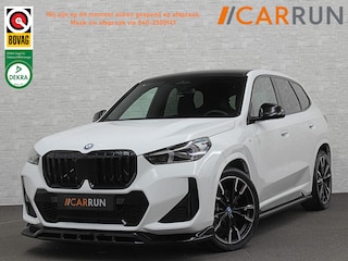 BMW iX1 30 313pk X-Drive M-Sport Performance | Adaptief Led | Sportstoelen | Keyless | 4WD | Adaptieve Cruise en Struurwielverw. voorbereid | Antraciet Hemel | Carplay | Sfeerverlichting | 1200kg Trekgewicht | Camera | Bovag Garantie.