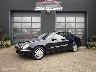 Mercedes-Benz E-klasse 200 K. Avantgarde Automaat