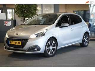 Peugeot 208 1.2 PureTech Allure Pano Navi Trek Cruise Pdc Led