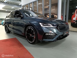 Skoda Octavia Combi 2.0 TSI RS 245 PK. DSG PANO VIRTUAL XENON LED KUIPSTOELEN LEER