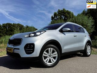 Kia Sportage 1.6 GDI DynamicLine | Camera | Apple CarPlay/Android Auto | LKAS | Clima | Navi | 17" Velgen | PDC | Cruise | LED |
