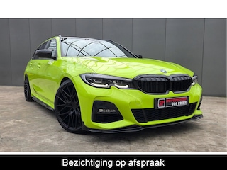 BMW 3-serie Touring 318i M-Performance * EYE CATCHER !!