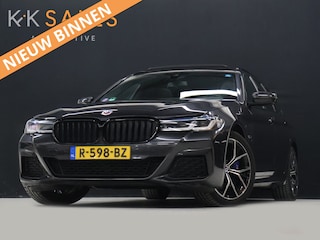 BMW 5-serie Touring 530e M Sport [PANORAMADAK, ELEKTRISCHE TREKHAAK, APPLE CARPLAY, STOELVERWARMING, MEMORY, DIGITAL DASH, CAMERA, CRUISE CONTROL, PDC V + A, NAVIGATIE, NIEUWSTAAT]