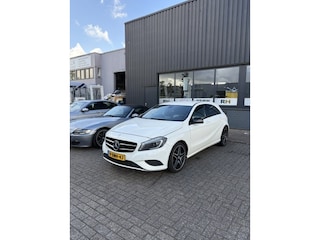 Mercedes-Benz A-klasse 180 Ambition | CAMERA | CRUISE | STOELVERWARMINNG |