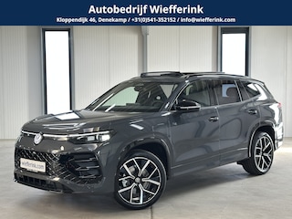 Volkswagen Tayron 1.5 eHybrid R-Line Edition 272pk | Groot scherm | Trekhaak | Pano | 360 camera | Black-style | Head-up | IQ-Light | Massage