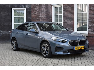 BMW 220 aut/Sport Line/Harman Kardon Wij zijn op afspraak geopend! Graag bellen voor uw komst.