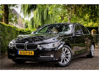 BMW 328i High Executive Sportstoelen NL Auto