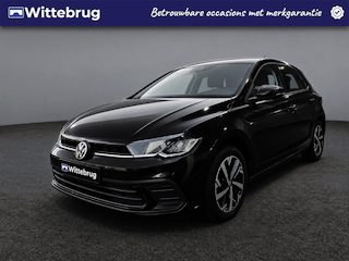 Volkswagen Polo 1.0 TSI Life Navigatie / Parkeersensoren / LMV 16 " / App-connect / LED verlichting / Carplay
