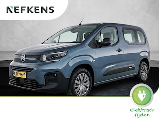 Citroën Berlingo Feel 50 kWh 136pk | Lage kilometerstand | Navigatie via Apple Carplay / Android Auto | Airco | Cruise Control | Parkeersensoren | Led koplampen | Armsteun | Regensensor | Automatisch dimlicht | DAB+ radio | Bluetooth | Digitaal instrumentenpaneel | Schuifdeur |