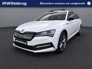 Skoda Superb Combi 1.4 TSI iV Sportline Business Panoramadak / wegklapbare trekhaak / 360 camera /  HAL