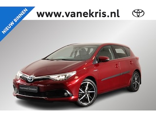 Toyota Auris 1.8 Hybrid Dynamic, Panodak, Trekhaak