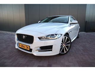 Jaguar XE 2.0 Portfolio R-Sport Automaat Panoramadak Leder Navigatie Camera  Meridian audio. Etc.