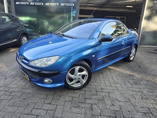 Peugeot 206 CC 1.6-16V Premium | NIEUWE APK | AUTOMAAT | AIRCO | LEUKE AUTO |
