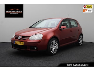 Volkswagen Golf 1.6 Optive 3 2007 | Goed Onderhouden | Airco | Cruise Control | Centrale Vergrendeling | Achteruitrij Camera | Lichtmetalen Velgen | 2 Sleutels