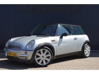 Mini Cooper 3-Deurs 1.6 Pepper