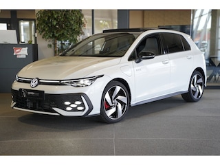 Volkswagen Golf 8.5 1.5 eHybrid GTE 272PK Facelift Pano Volleder Cam IQ Led