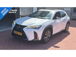 Lexus UX 250h AWD F-Sport Full Option Trekhaak HUD