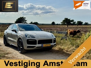 Porsche Cayenne 3.0 E-Hybrid | Lightweight | Turbo GT | Sport Chrono | Carbon