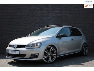Volkswagen Golf 1.4 TSI Highline GTI LOOK/PANO/CRUISE...