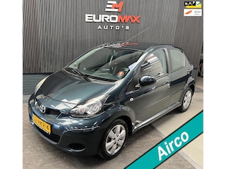 Toyota Aygo 1.0-12V Aspiration Navigator 2e Eigenaar - NAP - Airco
