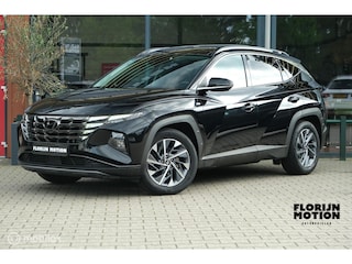 Hyundai Tucson 1.6 T-GDI MHEV Comfort Smart | Pano | Stoelverwarming | Trekhaak | 18 Inch | Carplay | LED | Camera | All seasons