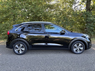 Kia Niro 1.6 GDI DynamicPlusLine 2022 Leer, Stoelverwarming