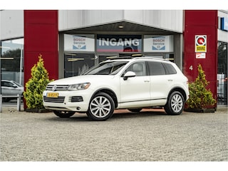 Volkswagen Touareg 3.0 TSI Hybrid Highline | Pano | Trekhaak