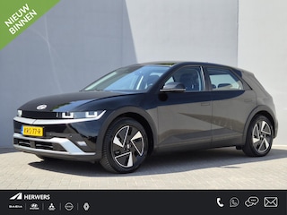 Hyundai Ioniq 5 Connect Limited 84 kWh / SOH 100 % / Fabrieksgarantie tot 09-2030 / CCS snelladen / All season banden / Trekgewicht 1600 kg / Warmtepomp / Elektrische achterklep / Stuur- & Stoel verwarming / Adaptief cruise control / Achteruitrijcamera /